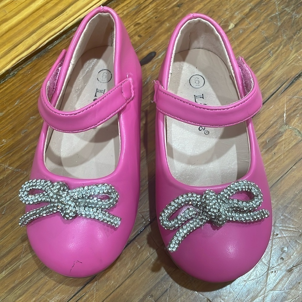 Link girl pink ballet flat dress shoes with bow toddler size 6